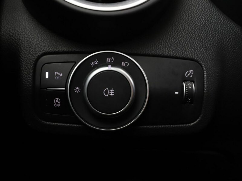 Alfa Romeo Stelvio 4x4, 280KM, skóra, navi, klima auto, LED, grzane fotele