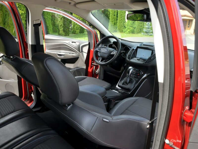 Ford Kuga 1.5i(176KM)*Lift*Radar*Xenon*Led*Navi*Kamera*Skóry*AWD*BLS*Alu18"ASO II (2012-)