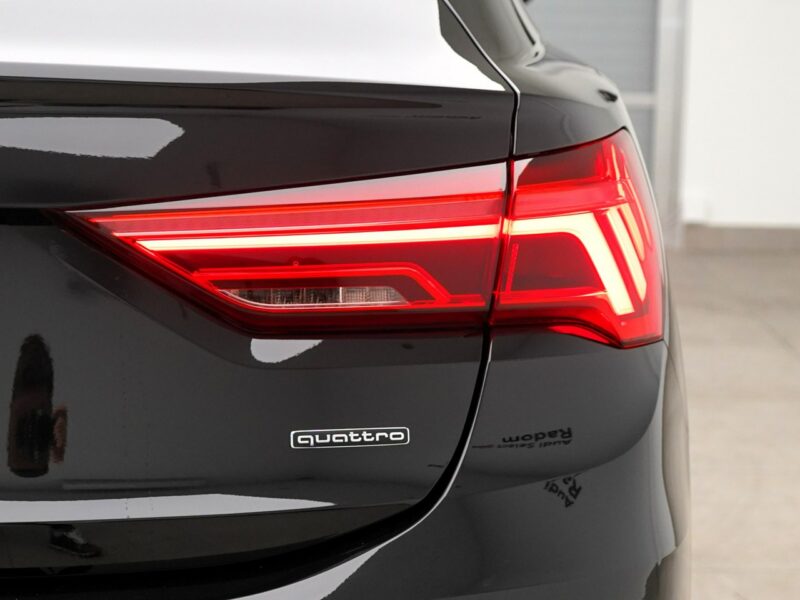 Audi Q3 Sportback 40TFSI Quattro 190KM Sline Kamera360 ACC MatrixLED