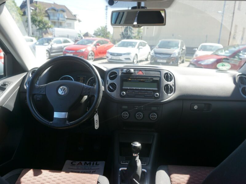 Volkswagen Tiguan zarejestrowany, ubezpieczony, niski przebieg I (2007-2016)