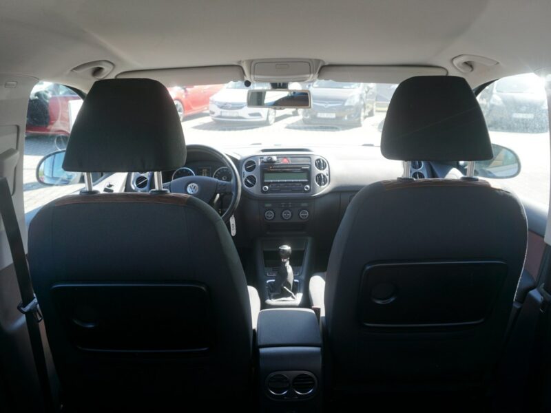 Volkswagen Tiguan zarejestrowany, ubezpieczony, niski przebieg I (2007-2016)