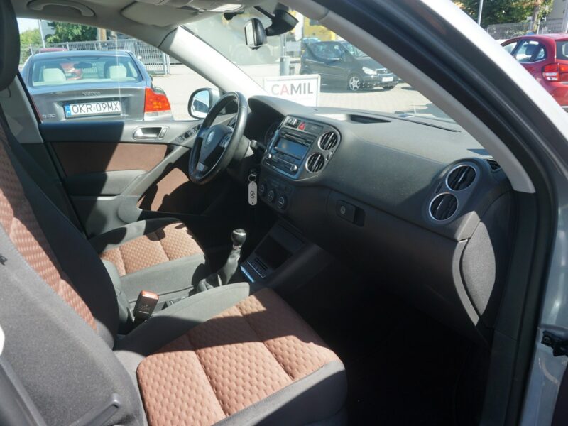 Volkswagen Tiguan zarejestrowany, ubezpieczony, niski przebieg I (2007-2016)