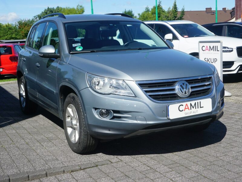 Volkswagen Tiguan zarejestrowany, ubezpieczony, niski przebieg I (2007-2016)