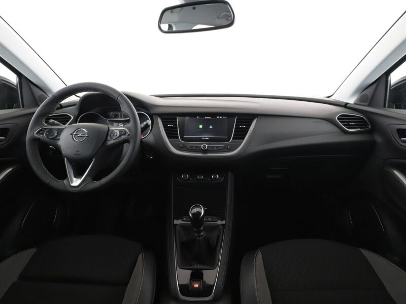 Opel Grandland X navi full LED klima auto kamera i czujniki parkowania grzane fotele