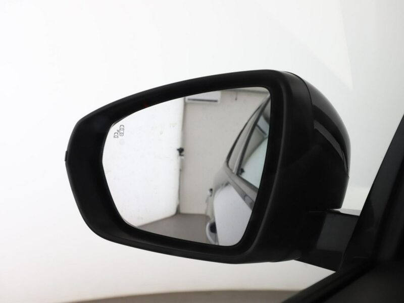 Opel Grandland X navi full LED klima auto kamera i czujniki parkowania grzane fotele