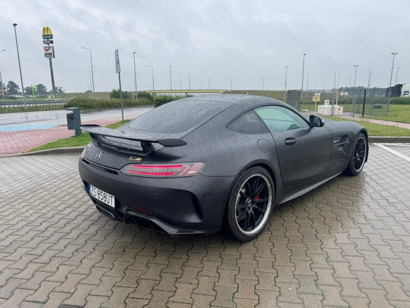 Mercedes AMG GT R 585KM. Skrętna oś. Ceramika. Burmester High End. Karbon. Gwarancja.