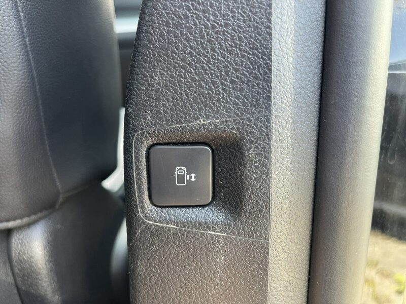 Toyota Proace Verso Automat 7 osobowy Podgrzewanie Skóra Kamera 177KM
