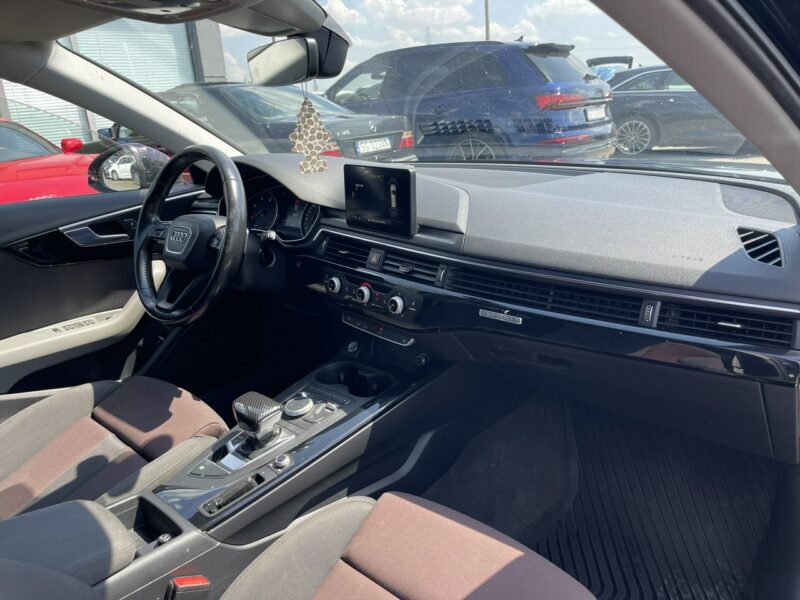 Audi A4 Automat Quattro Podgrzewanie Parktronik 190KM B9 (2015-)