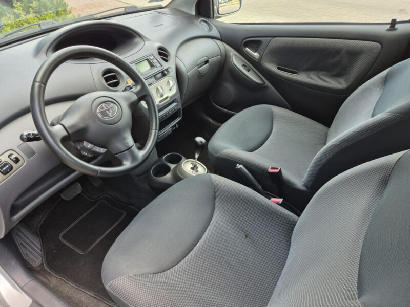 Toyota Yaris AUTOMAT, klimatyzacja, 2 komplety kół, PL SALON/ b. zadbana I (1999-2005)