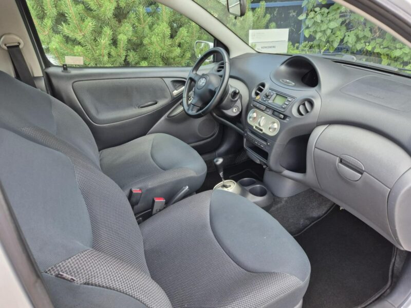 Toyota Yaris AUTOMAT, klimatyzacja, 2 komplety kół, PL SALON/ b. zadbana I (1999-2005)