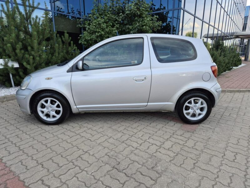 Toyota Yaris AUTOMAT, klimatyzacja, 2 komplety kół, PL SALON/ b. zadbana I (1999-2005)