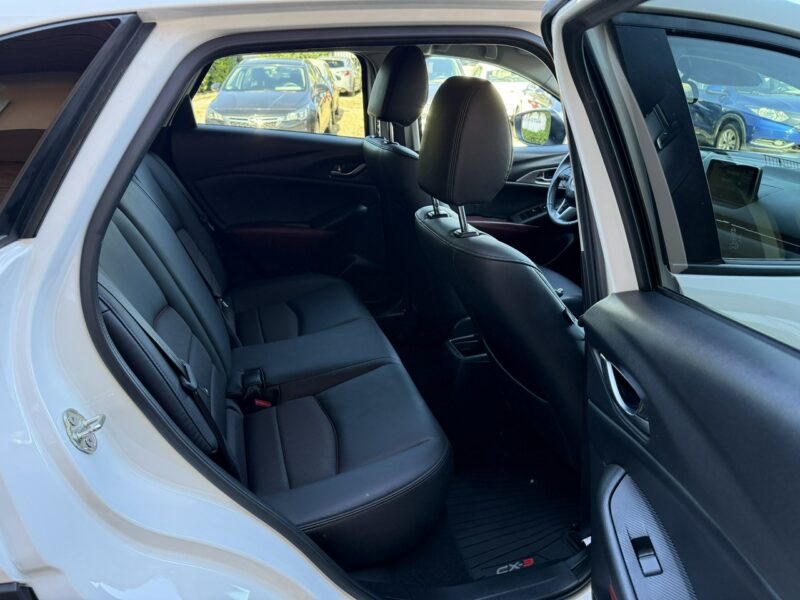 Mazda CX-3 2,0 120KM Klimatronik Navi Hud Serwis