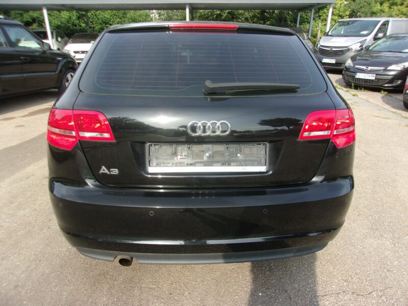 Audi A3 5 Drzwi PoLift 1.6 Mpi 102 Km Attraction Pod.Fotele Klimatyzacja Pdc 8P (2003-2012)
