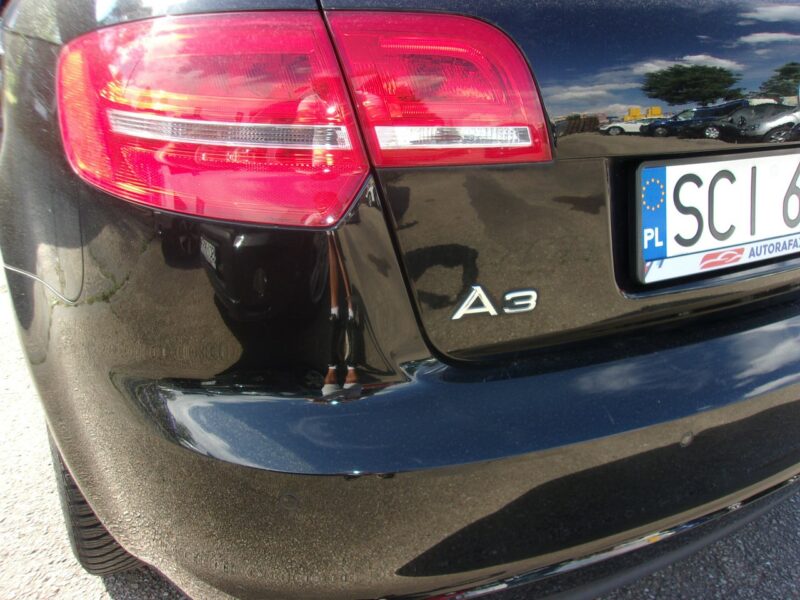 Audi A3 5 Drzwi PoLift 1.6 Mpi 102 Km Attraction Pod.Fotele Klimatyzacja Pdc 8P (2003-2012)