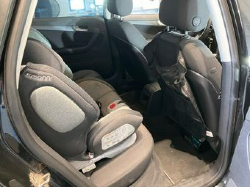Audi A3 5 Drzwi PoLift 1.6 Mpi 102 Km Attraction Pod.Fotele Klimatyzacja Pdc 8P (2003-2012)