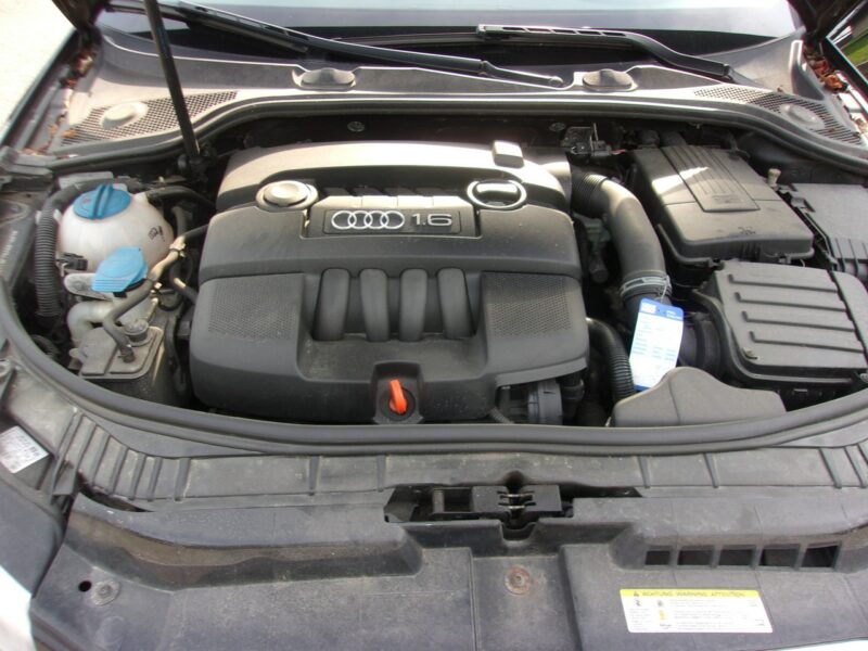 Audi A3 5 Drzwi PoLift 1.6 Mpi 102 Km Attraction Pod.Fotele Klimatyzacja Pdc 8P (2003-2012)