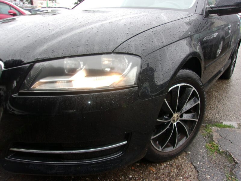 Audi A3 5 Drzwi PoLift 1.6 Mpi 102 Km Attraction Pod.Fotele Klimatyzacja Pdc 8P (2003-2012)