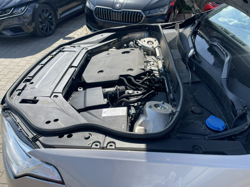 Volvo XC 90 D5 AWD Inscription 7osobowy Kamery360 Hak 235KM II (2014-)