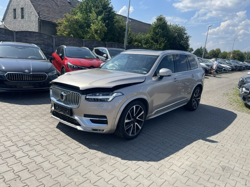 Volvo XC 90 D5 AWD Inscription 7osobowy Kamery360 Hak 235KM II (2014-)
