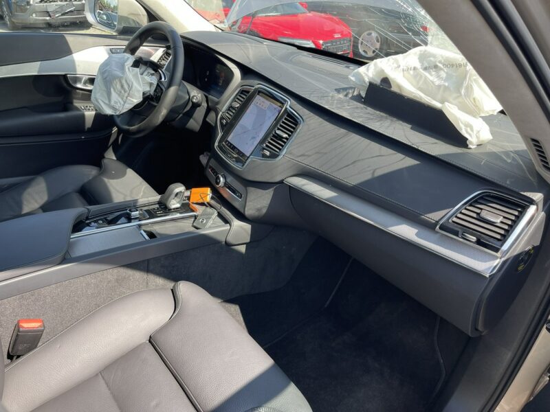 Volvo XC 90 D5 AWD Inscription 7osobowy Kamery360 Hak 235KM II (2014-)