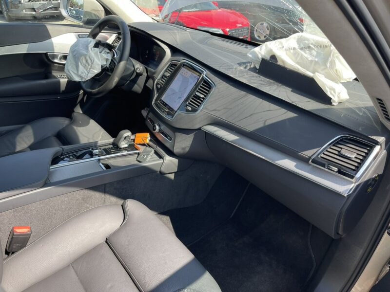 Volvo XC 90 D5 AWD Inscription 7osobowy Kamery360 Hak 235KM II (2014-)