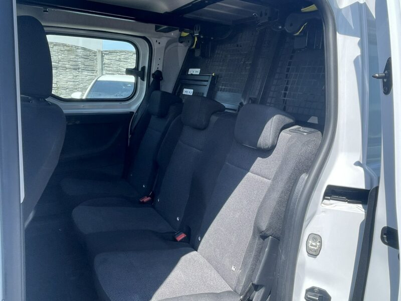 Peugeot Partner Klimatronik 5osobowy Virtual cockpit Hak II (2008-)