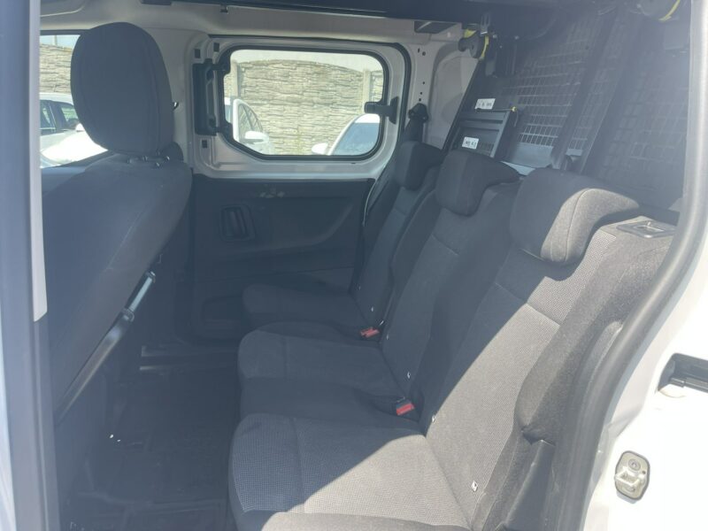 Peugeot Partner Klimatronik 5osobowy Virtual cockpit Hak II (2008-)