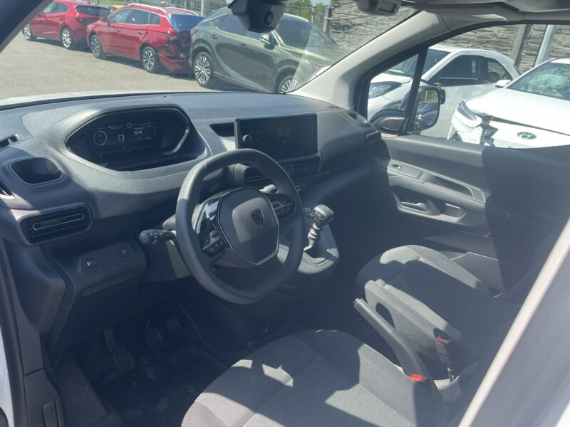 Peugeot Partner Klimatronik 5osobowy Virtual cockpit Hak II (2008-)