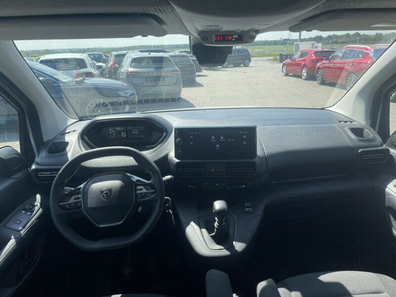 Peugeot Partner Klimatronik 5osobowy Virtual cockpit Hak II (2008-)