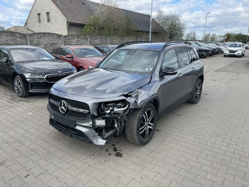 Mercedes GLB AMG line Podgrzewanie Skóra Virtual cockpit Hak 224KM