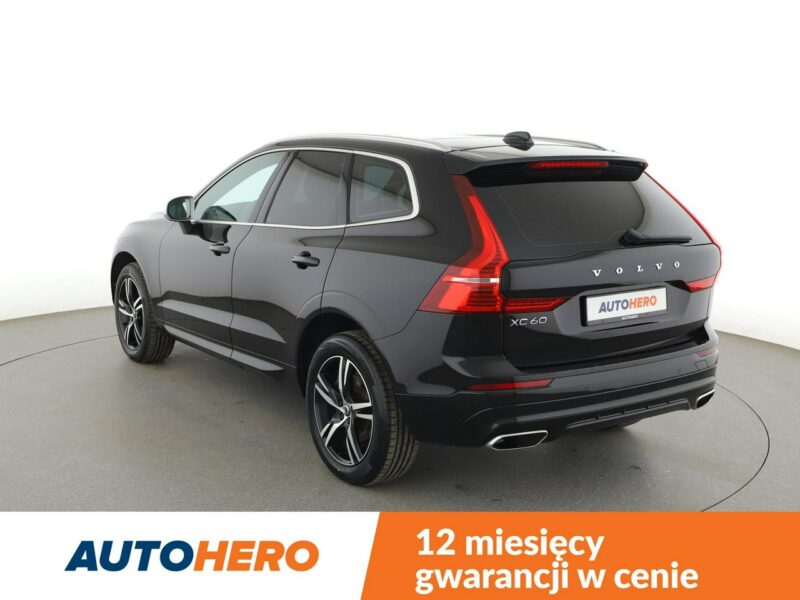 Volvo XC 60 2.0D4 Automat AWD R-Design Panorama Navi Tempomat GrzaneFotele FullLED II (2017-)