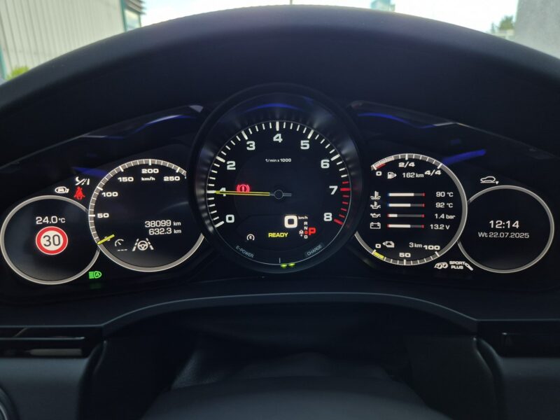 Porsche Cayenne e-Hybrid. Sport Design. Night Vision. ACC. Masaże. Dociągi. BOSE. FV. III(2017-)