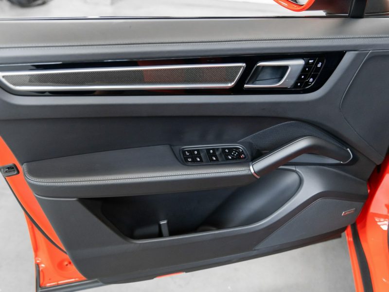 Porsche Cayenne e-Hybrid. Sport Design. Night Vision. ACC. Masaże. Dociągi. BOSE. FV. III(2017-)