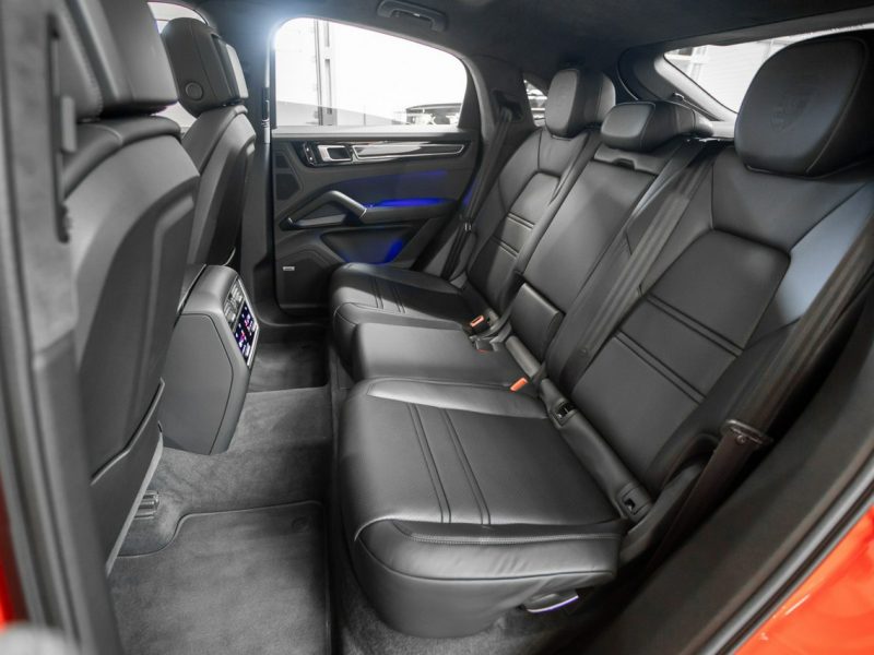Porsche Cayenne e-Hybrid. Sport Design. Night Vision. ACC. Masaże. Dociągi. BOSE. FV. III(2017-)