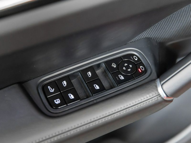 Porsche Cayenne e-Hybrid. Sport Design. Night Vision. ACC. Masaże. Dociągi. BOSE. FV. III(2017-)