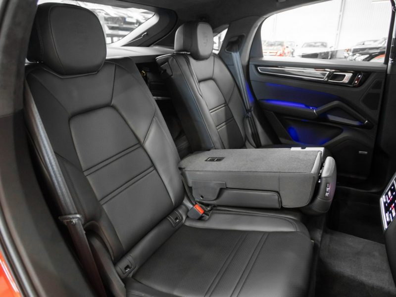 Porsche Cayenne e-Hybrid. Sport Design. Night Vision. ACC. Masaże. Dociągi. BOSE. FV. III(2017-)