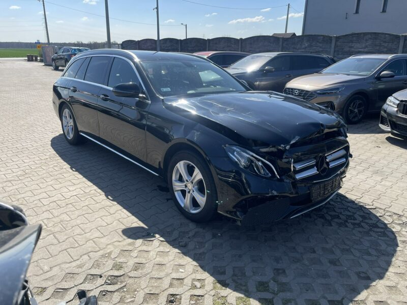 Mercedes E 220 Automat Skóra Klimatronik Podgrzewanie 195KM W213 (2016-)