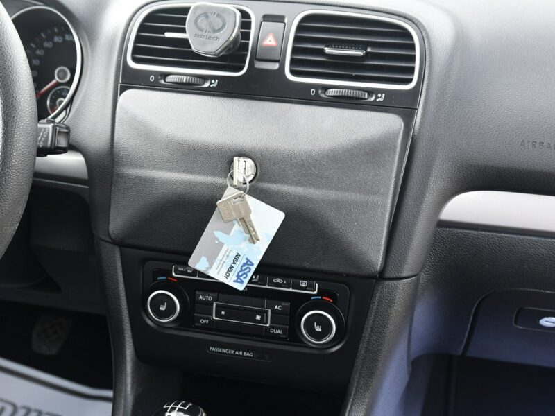 Volkswagen Golf 1,6tdi zarejstrowany,Navi,alu,StartSTOP, Gwarancja VI (2008-2012)
