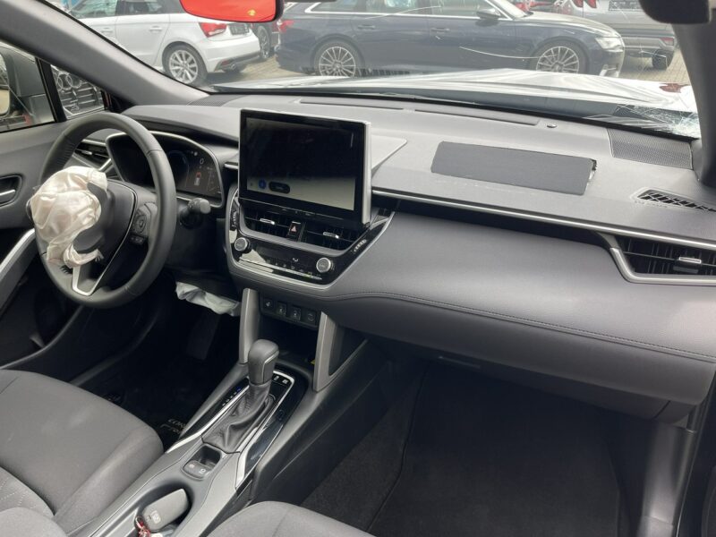 Toyota Corolla Cross Hybryda Automat Kamera Cofania Virtual cockpit 197KM