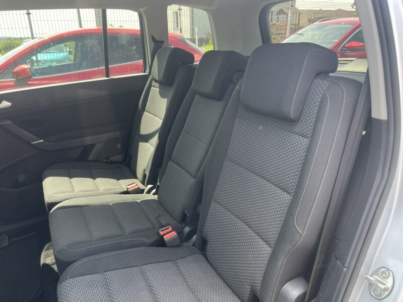 Volkswagen Touran Klimatronik Podgrzewanie Virtual cockpit Hak III (2015-)