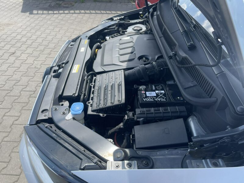 Volkswagen Touran Klimatronik Podgrzewanie Virtual cockpit Hak III (2015-)