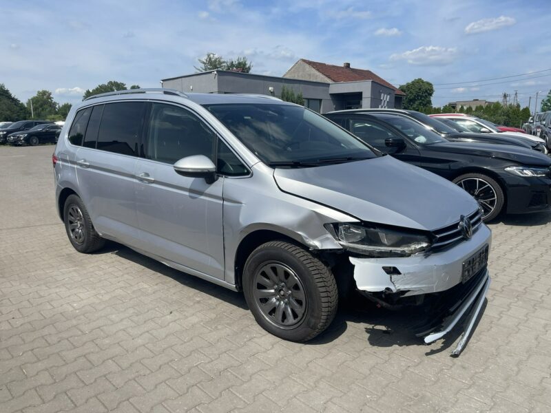 Volkswagen Touran Klimatronik Podgrzewanie Virtual cockpit Hak III (2015-)