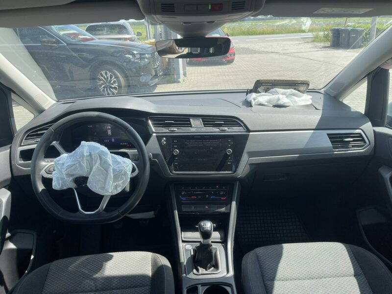 Volkswagen Touran Klimatronik Podgrzewanie Virtual cockpit Hak III (2015-)