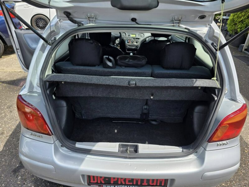Toyota Yaris 1.0 Benzyna 65 KM, Trzy Klucze, Klimatyzacja, Komputer, Isofix, I (1999-2005)