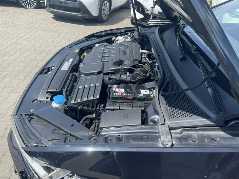 Volkswagen Passat Highline DSG Kamera Podgrzewanie 190KM B8 (2014-2023)