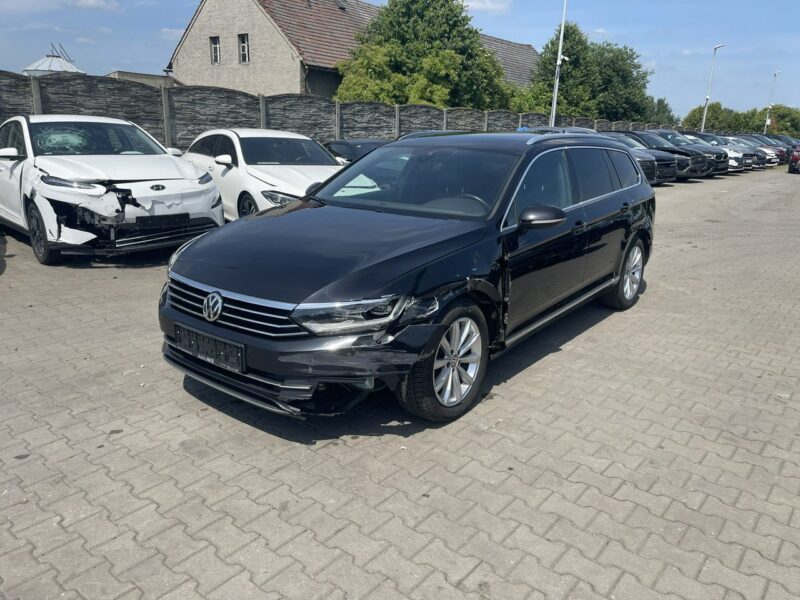 Volkswagen Passat Highline DSG Kamera Podgrzewanie 190KM B8 (2014-2023)