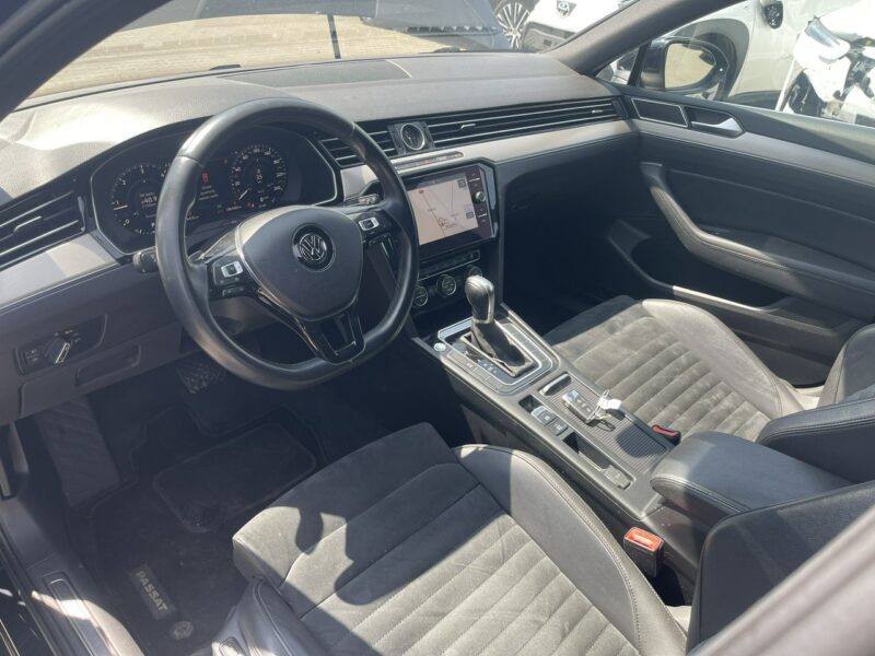 Volkswagen Passat Highline DSG Kamera Podgrzewanie 190KM B8 (2014-2023)
