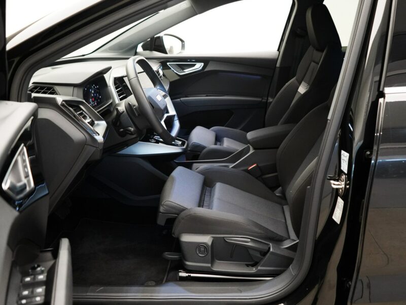 Audi Q4 40 e-tron 204KM VirtualPlus Kamera LED NAV