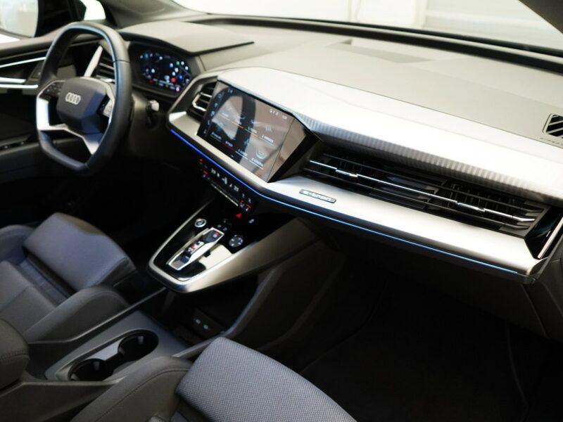 Audi Q4 40 e-tron 204KM VirtualPlus Kamera LED NAV