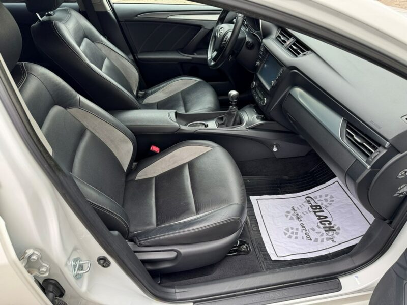 Toyota Avensis Pisemna Gwarancja 12 miesięcy III (2009-)